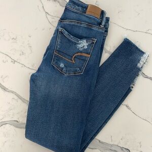 AE Super Hi-Rise Jegging Size 4